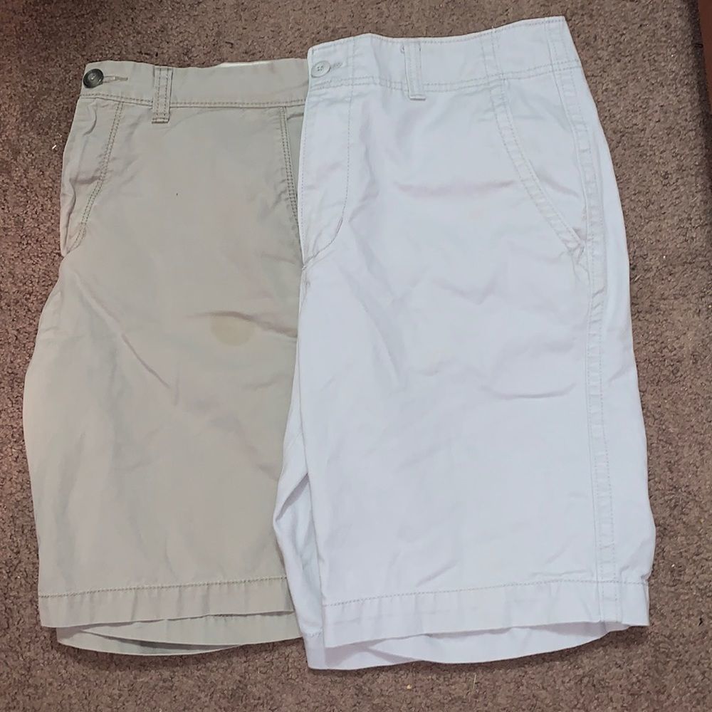 Old Navy Men’s Shorts, Size 32